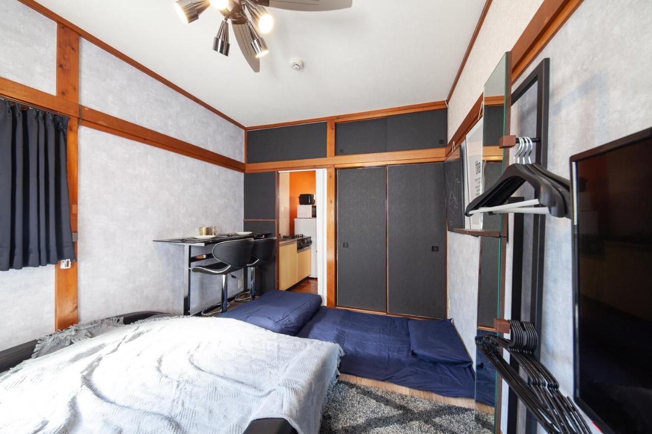 Shiinamachi House Apartment *